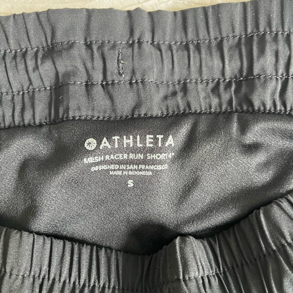 Athleta 4” Mesh Run Racer Short - Picture 3 of 3